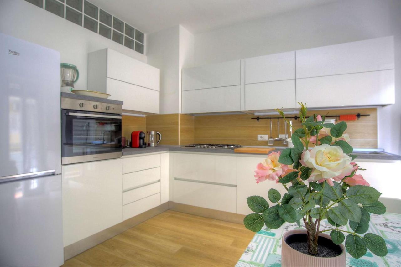 Holiday Aroma Appartement Buitenkant foto